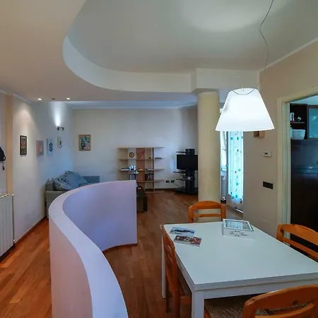 Apartment La Cinciallegra La Spezia
