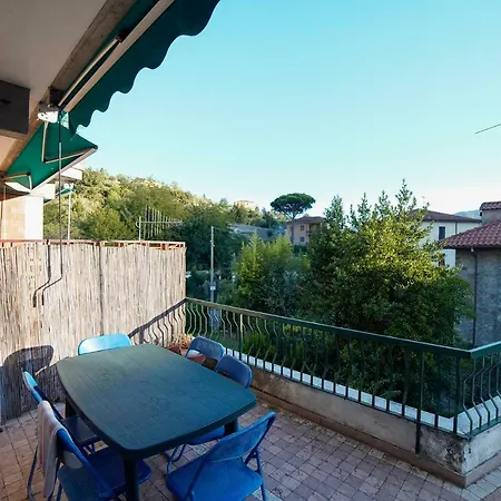 Apartment La Cinciallegra La Spezia